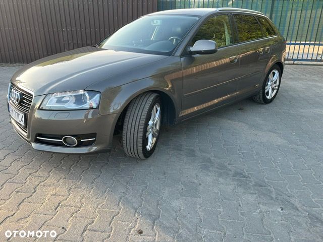 Audi A3 Sportback 1.6 TDI Ambition - 2