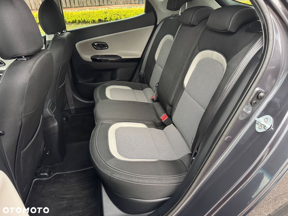 Kia Ceed 1.6 GDI Dream-Team Edition - 6