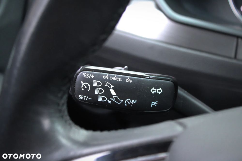 Skoda Superb 2.0 TDI SCR 4x4 Style DSG - 29
