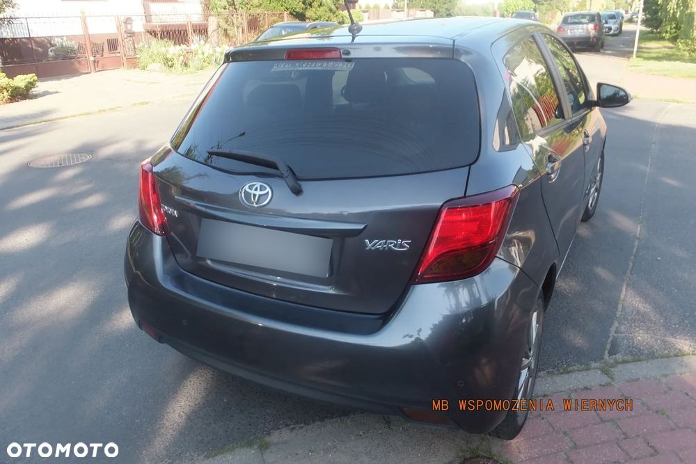 Toyota Yaris 1.33 Premium EU6 - 2
