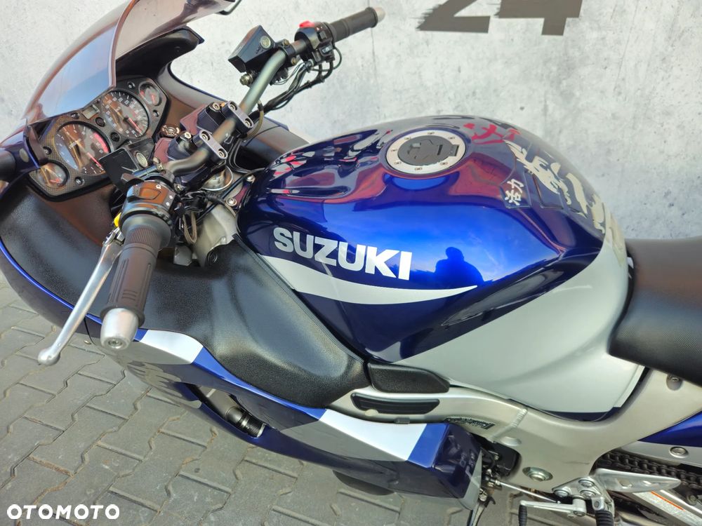 Suzuki GSX - 14