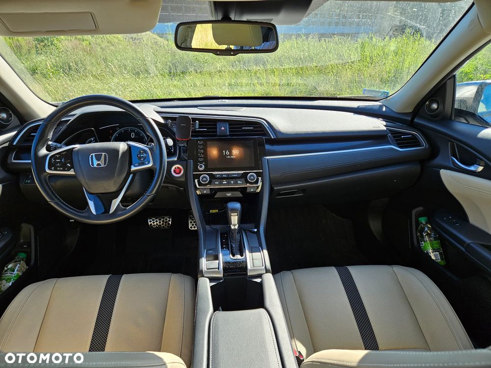 Honda Civic 1.5 T Executive CVT - 19