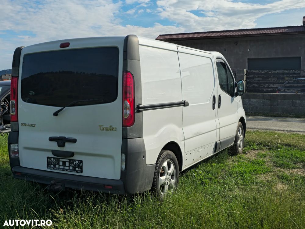 Renault Trafic - 3