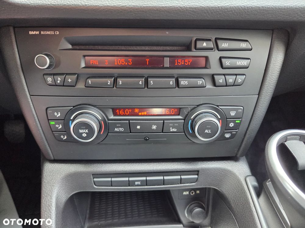 BMW X1 sDrive18i - 15