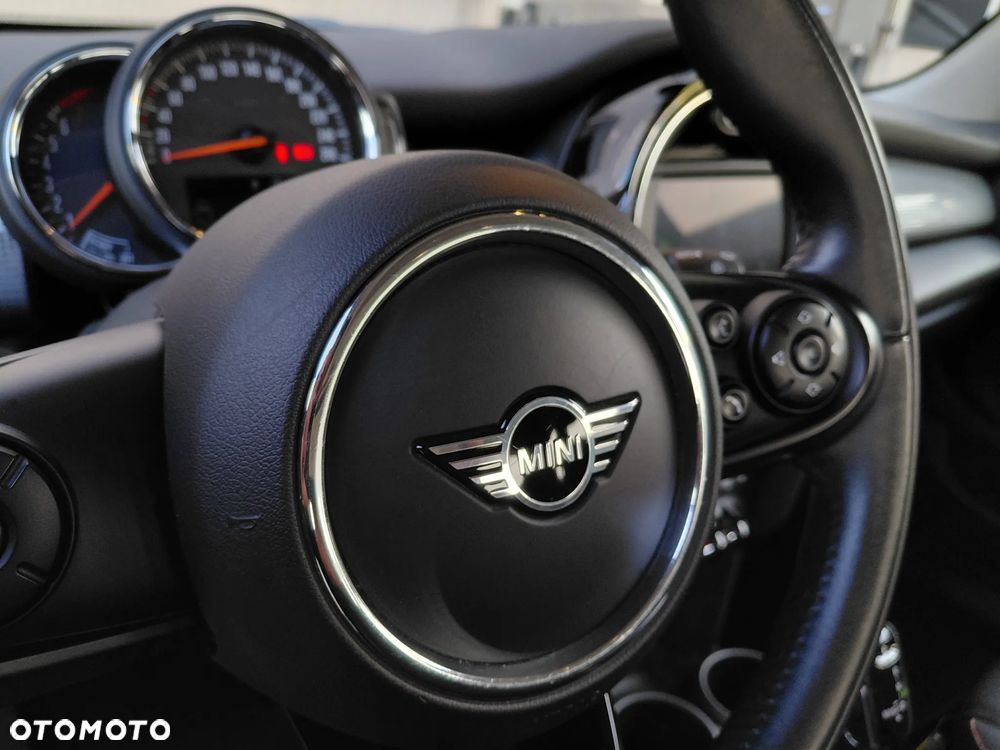 MINI Cooper Classic Trim - 32