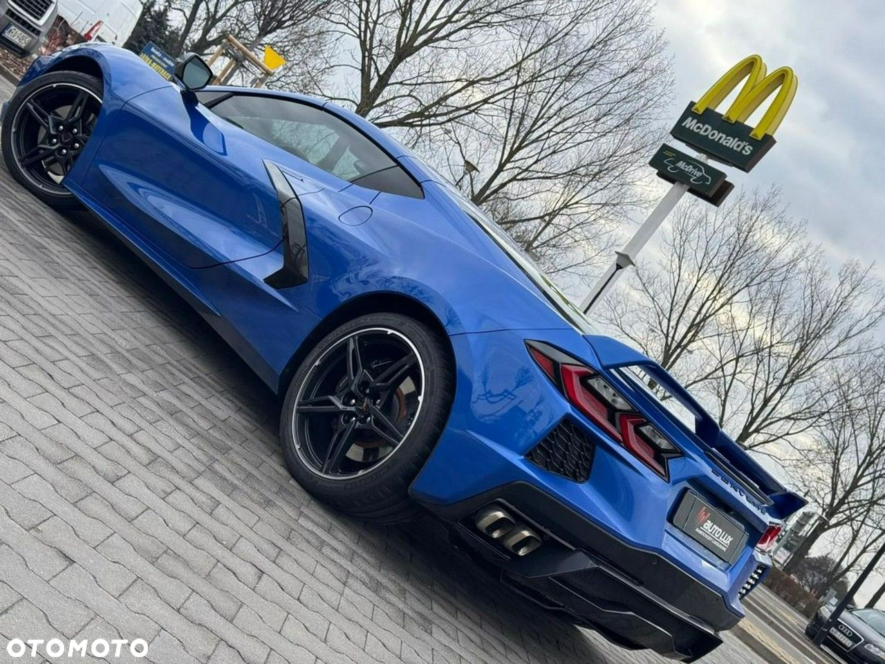 Chevrolet Corvette - 34