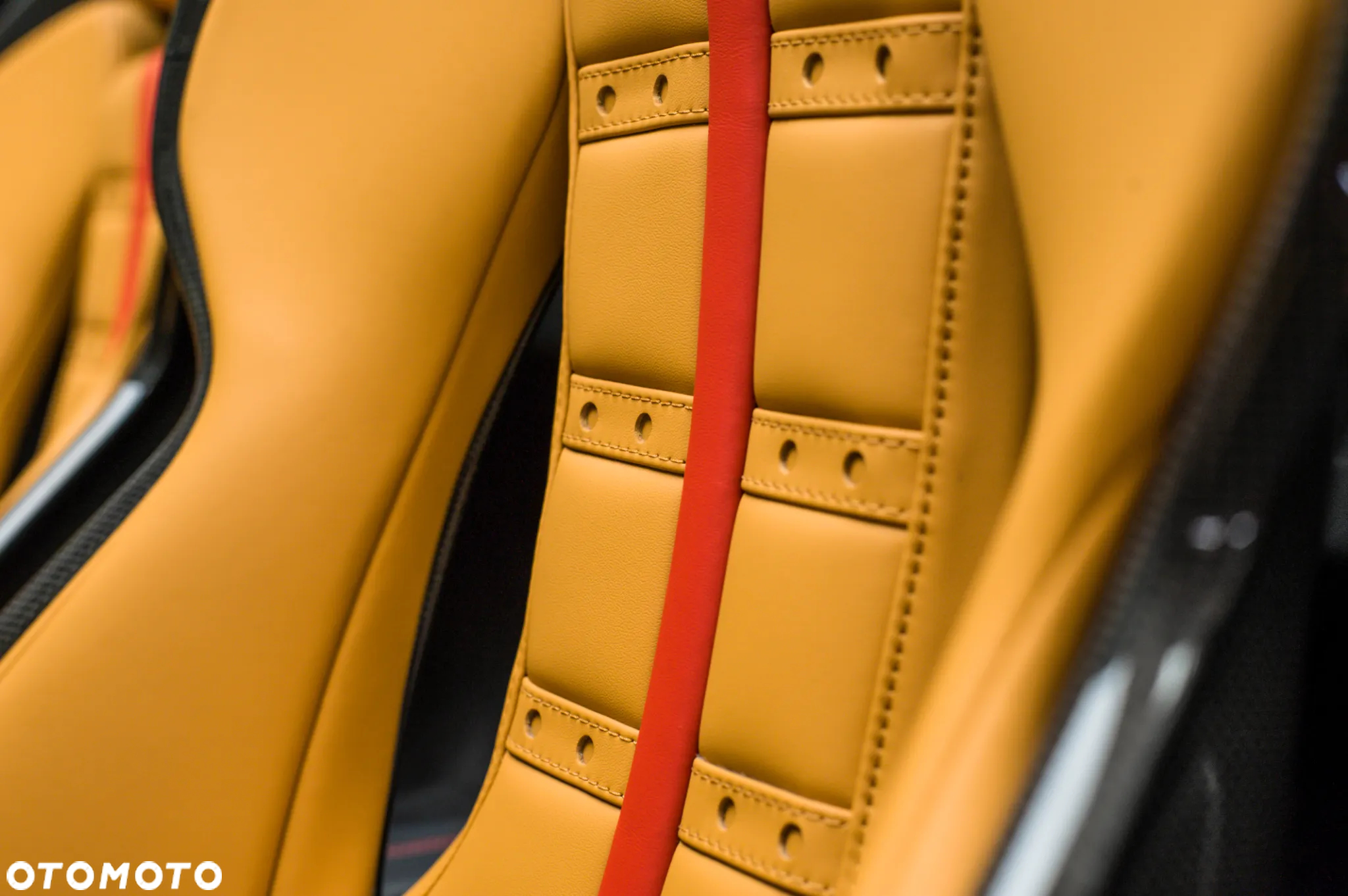 Ferrari 296 GTS - 25