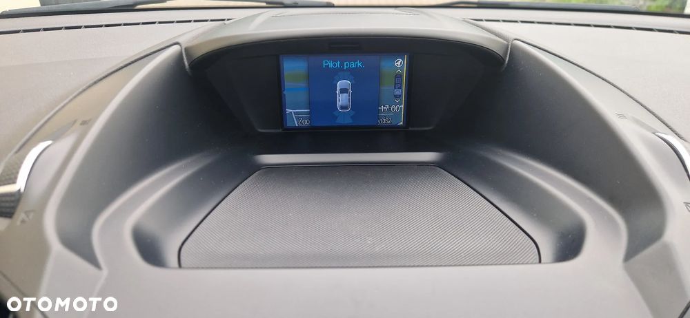 Ford Kuga 2.0 TDCi FWD Titanium - 32