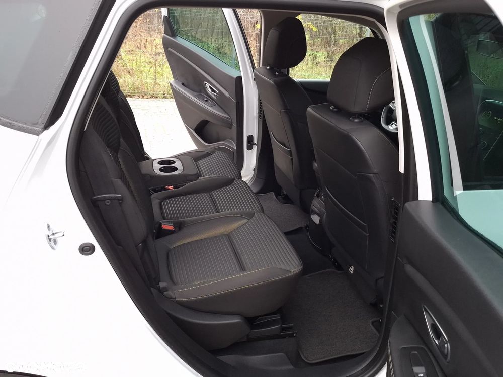 Renault Scenic 1.7 Blue dCi Zen - 12