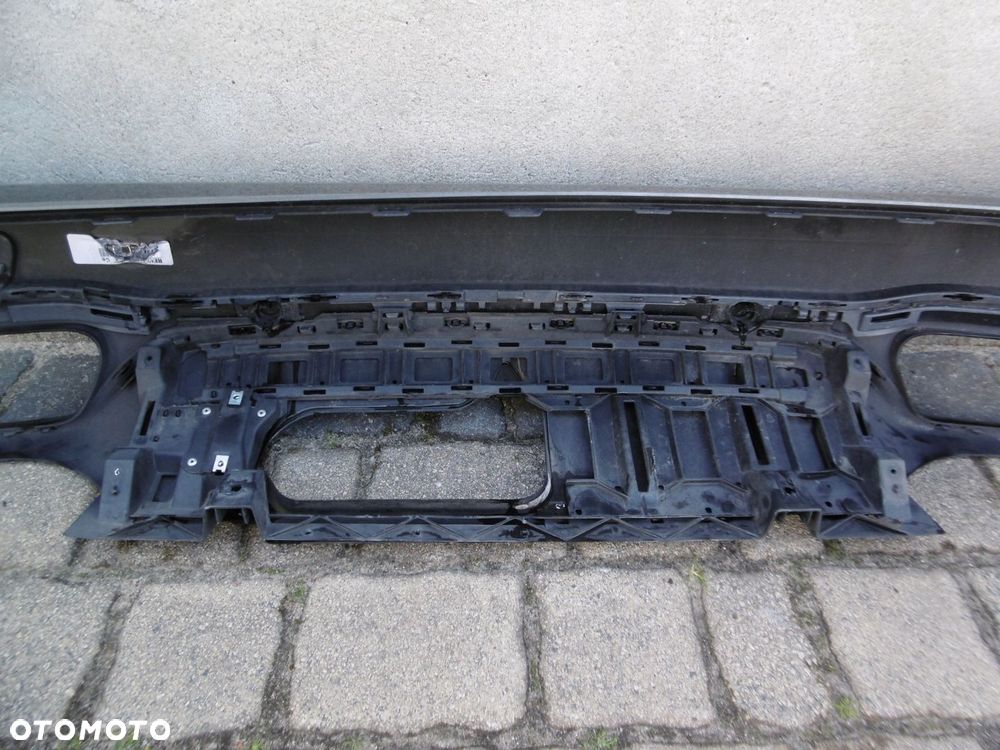 MERCEDES E-KLASA W213 AMG 6,3 KOMBI zderzak tylny - 9