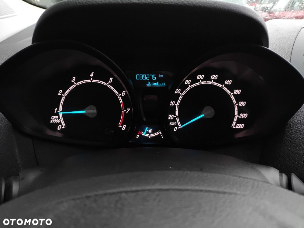 Ford Tourneo Courier 1.0 EcoBoost Trend - 21