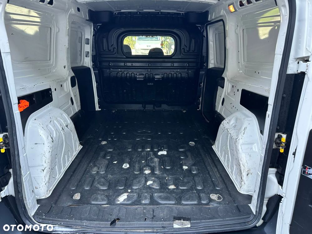 Fiat DOBLO - 11