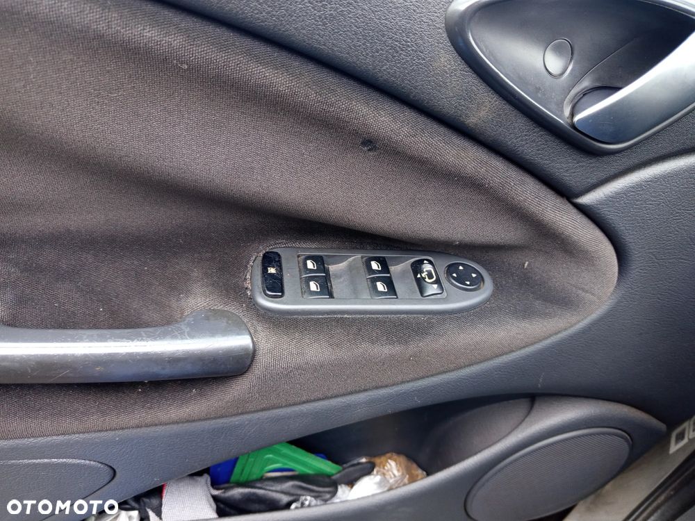 Citroën C5 2.0 HDi Confort - 5