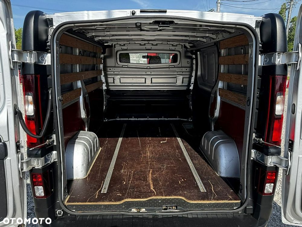 Renault Trafic - 15