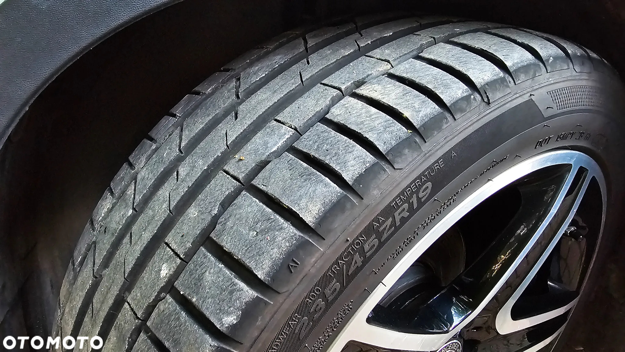 Mercedes-Benz GLA 200 d 7G-DCT AMG Line - 25