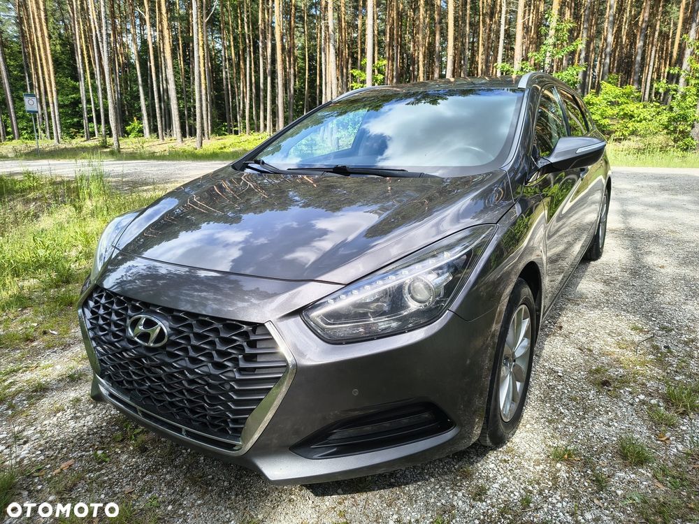 Hyundai i40 1.6 CRDi Comfort DCT - 2