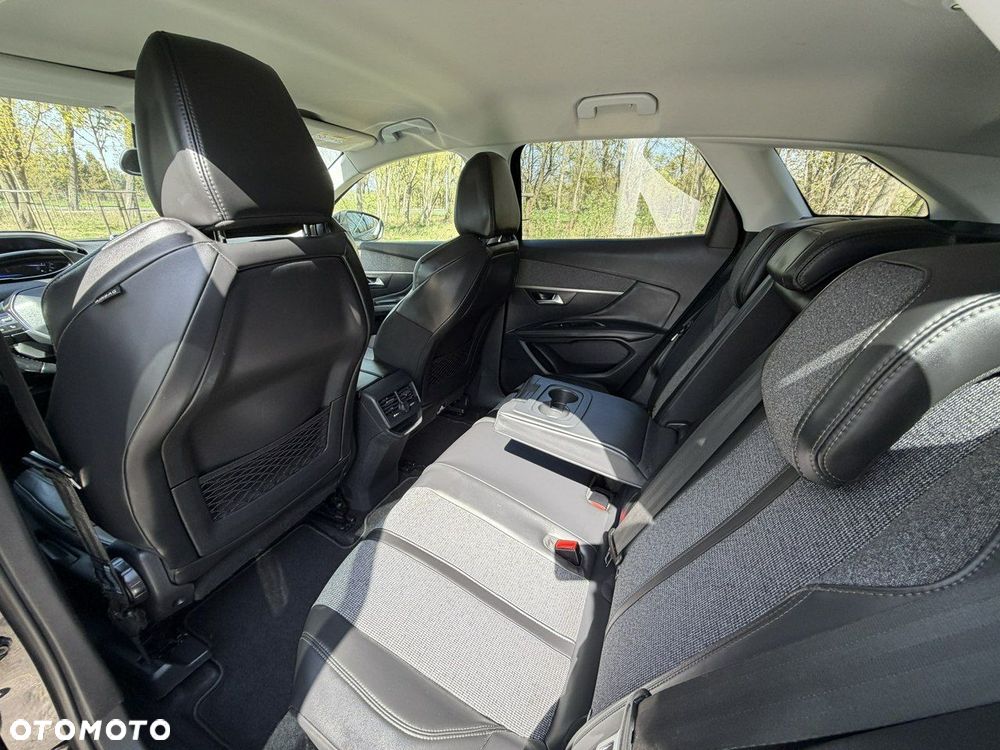 Peugeot 3008 - 22
