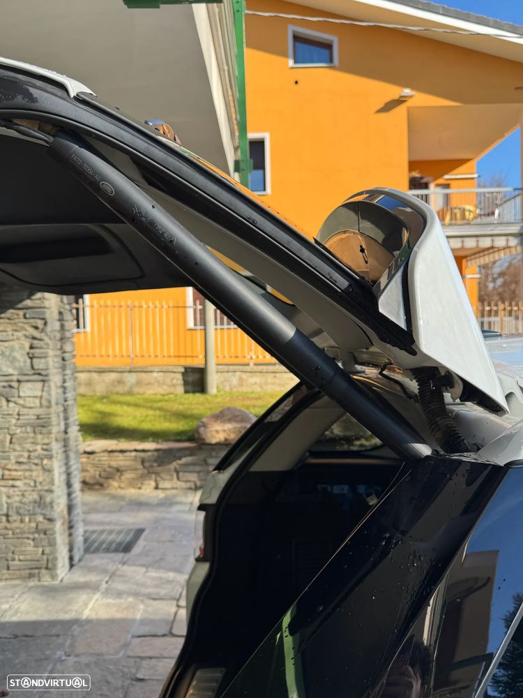 Land Rover Discovery Sport - 37