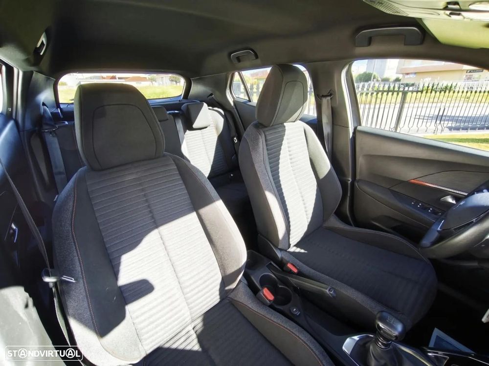 Peugeot 2008 1.2 PureTech Active Pack - 7