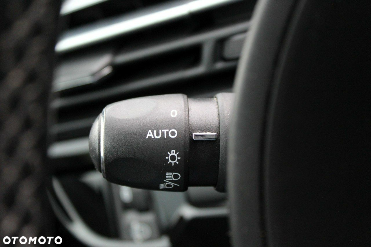 Citroën C4 Grand Picasso 1.6 THP Intensive S&S EAT6 - 22