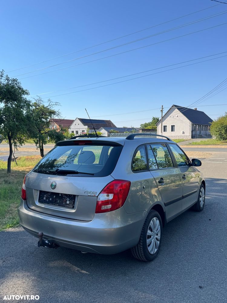 Skoda Fabia 1.2 HTP Active - 4