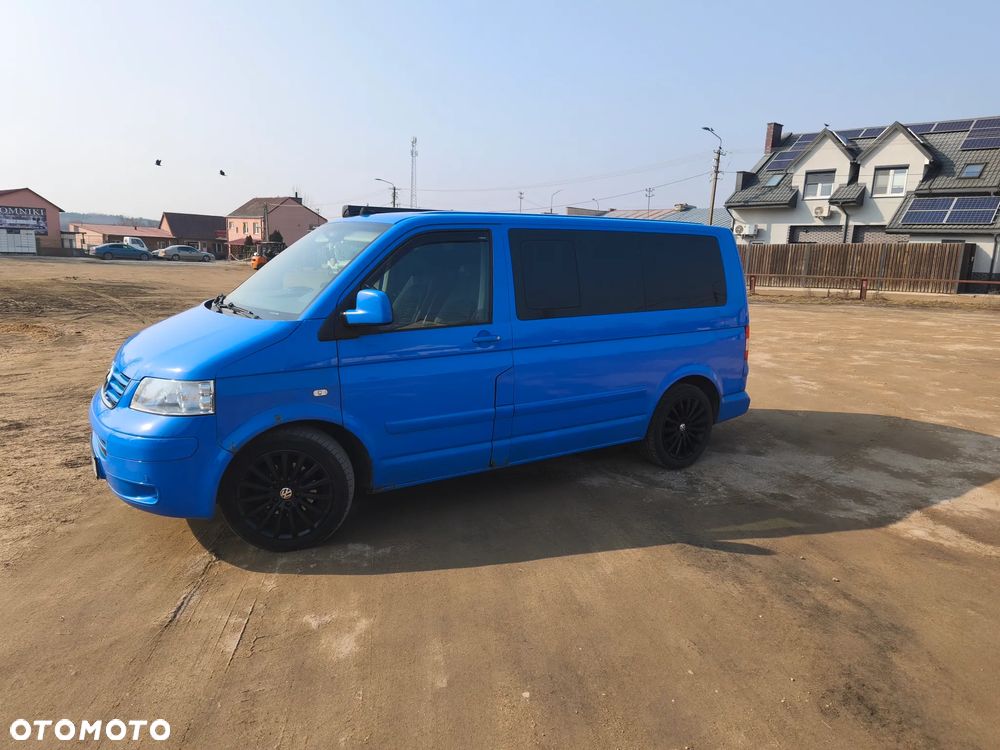 Volkswagen Multivan Standard - 1