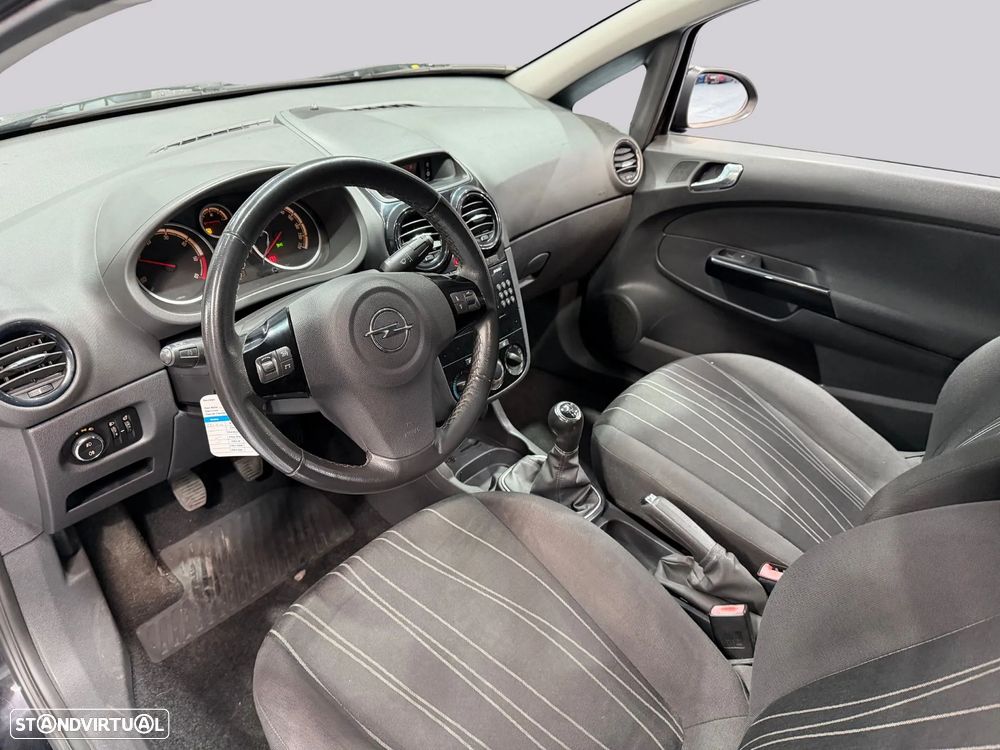 Opel Corsa - 16