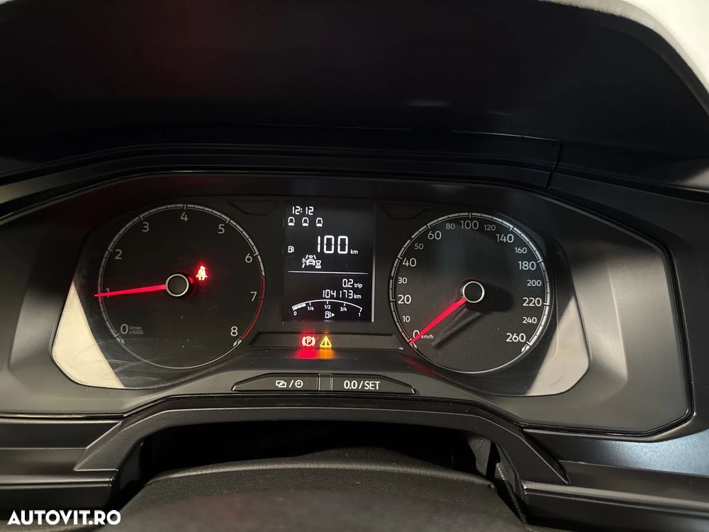 Volkswagen Polo - 11