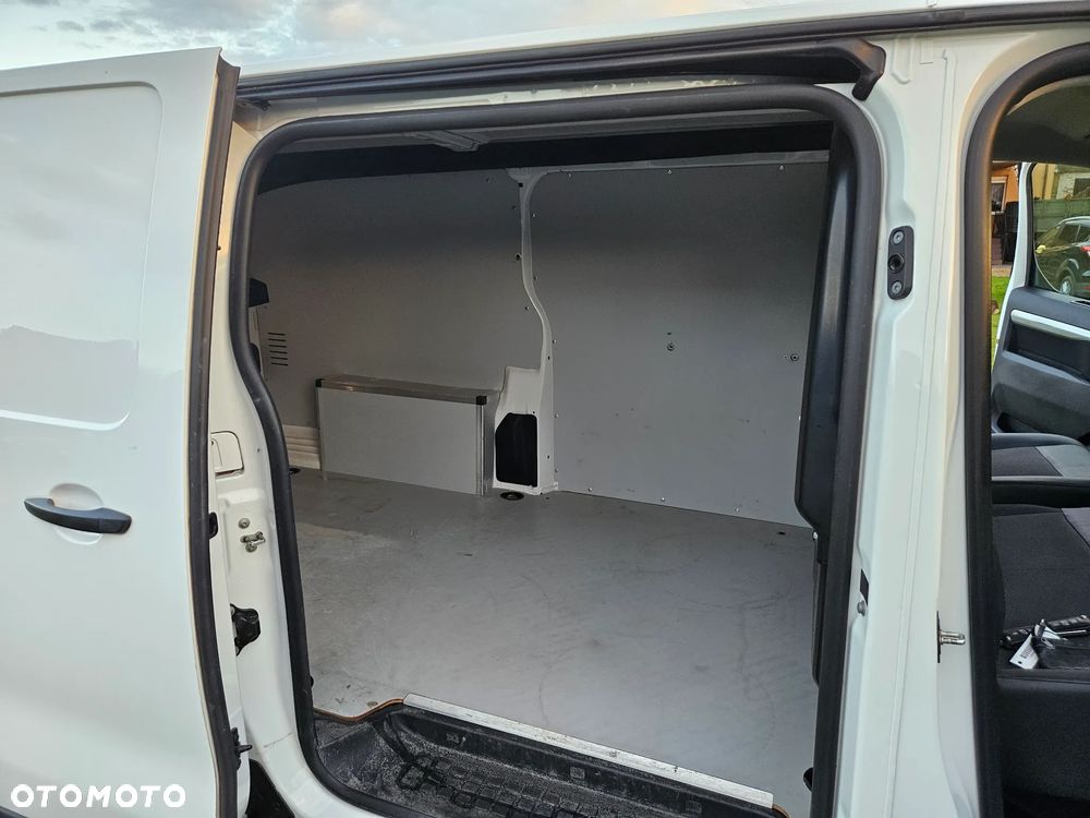 Opel Vivaro - 21