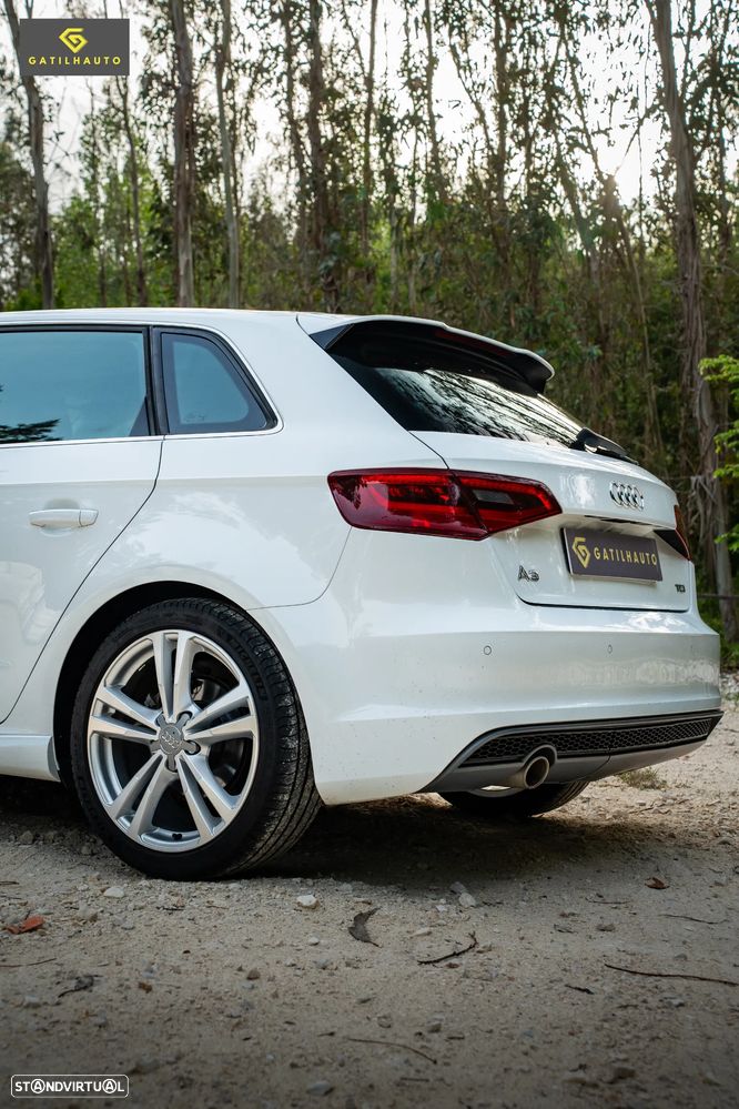 Audi A3 Sportback 1.6 TDI (clean diesel) S line Sport Pack - 6