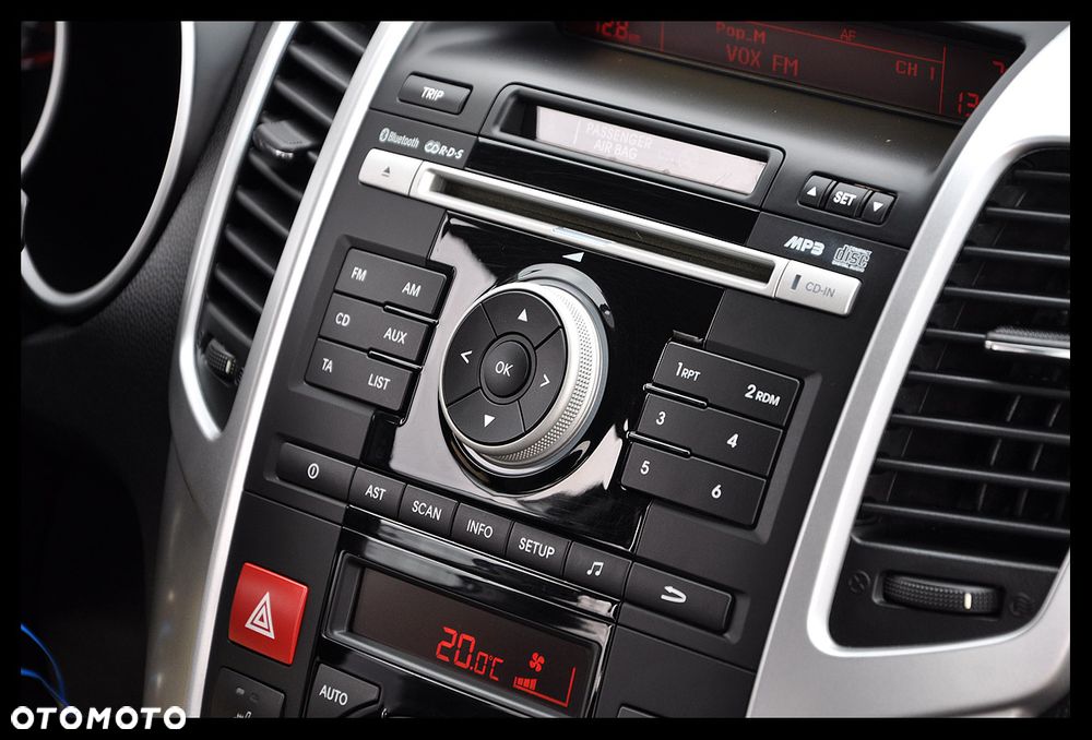 Kia Venga 1.4 CVVT Business Line - 37