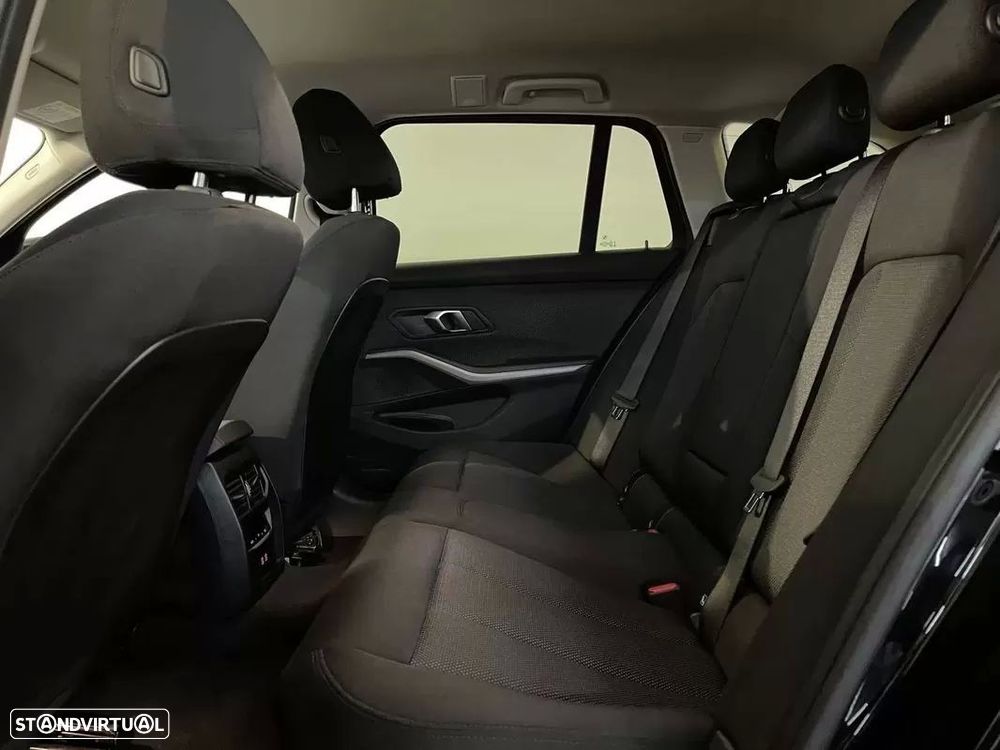 BMW 320 e Auto - 15