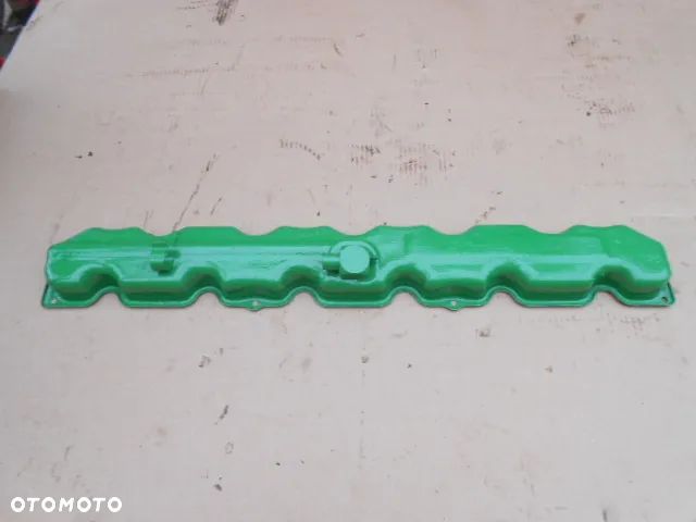 Pokrywa dekiel zaworów John Deere 7800 - 1