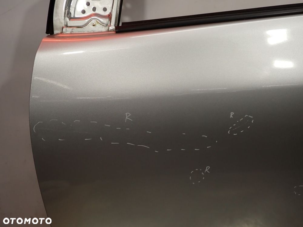 DRZWI LEWY PRZÓD TOYOTA COROLLA E15 KOL: 1F7 - 2