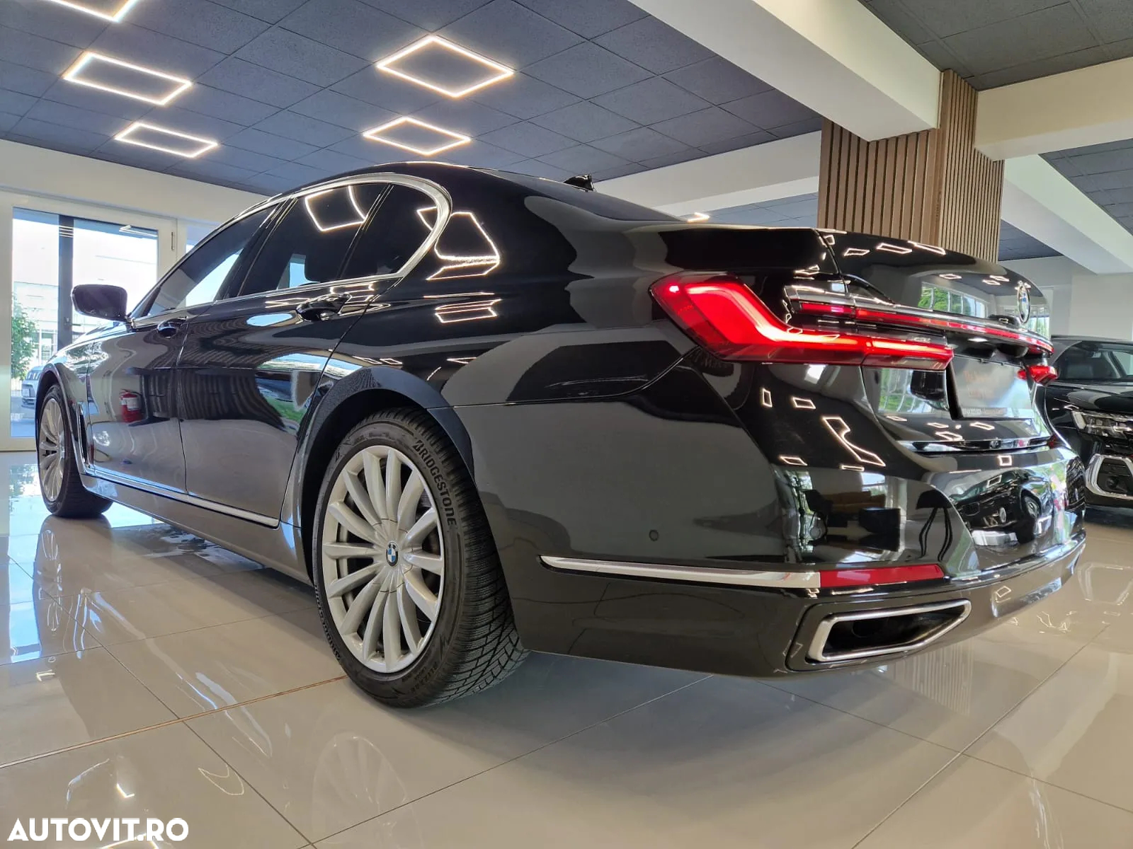 BMW Seria 7 730Ld xDrive - 11