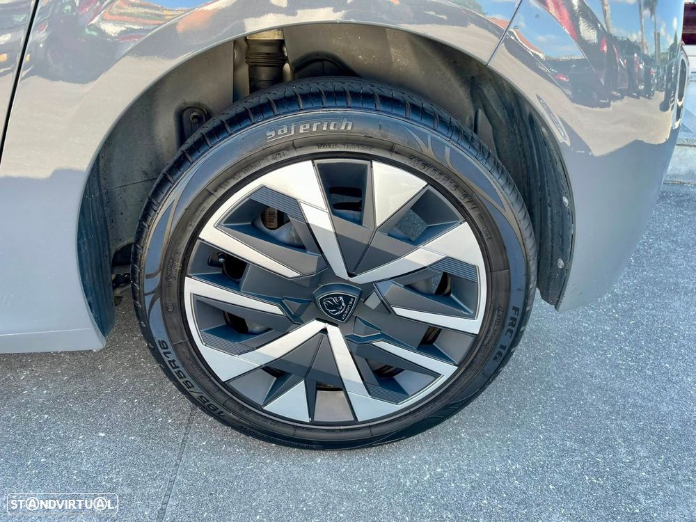 Peugeot 208 1.2 PureTech Active Pack - 8