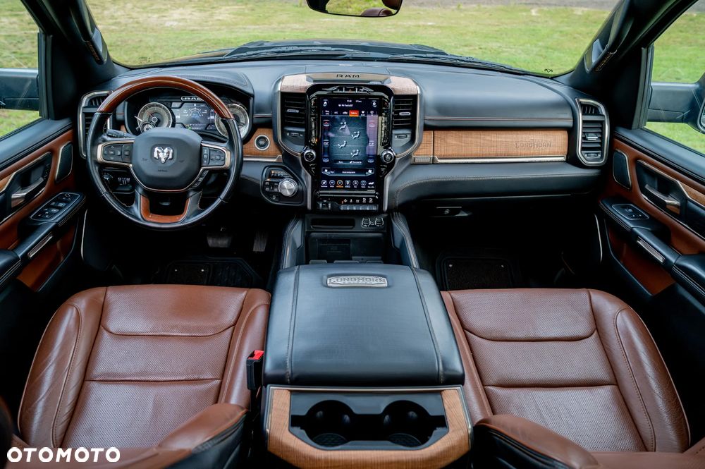RAM 1500 5.7 Crew Cab Longhorn - 12