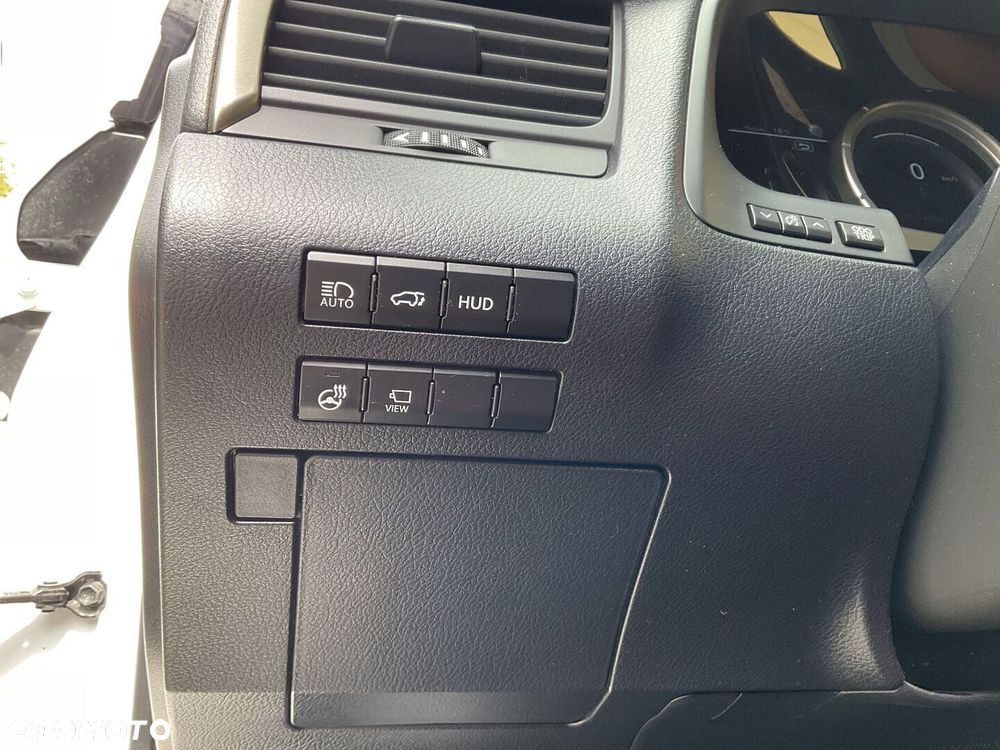 Lexus RX 450h F Sport Edition - 25
