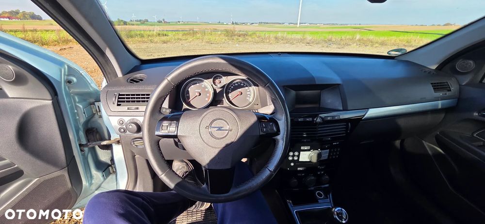 Opel Astra 1.6 Cosmo - 9
