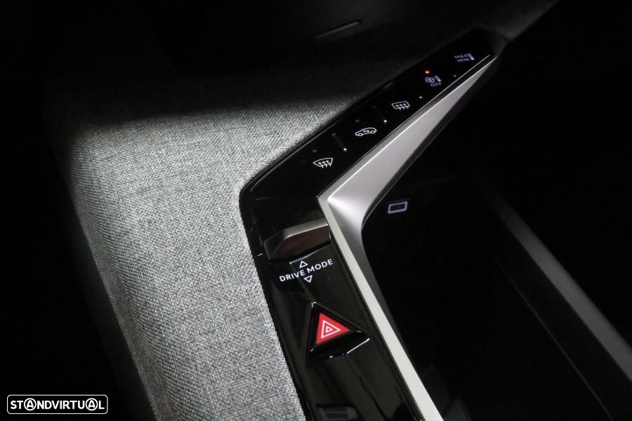 Peugeot 5008 1.2 Hybrid Allure e-DCS6 - 24