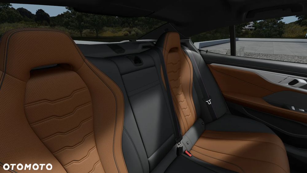 BMW Seria 8 840i xDrive - 36