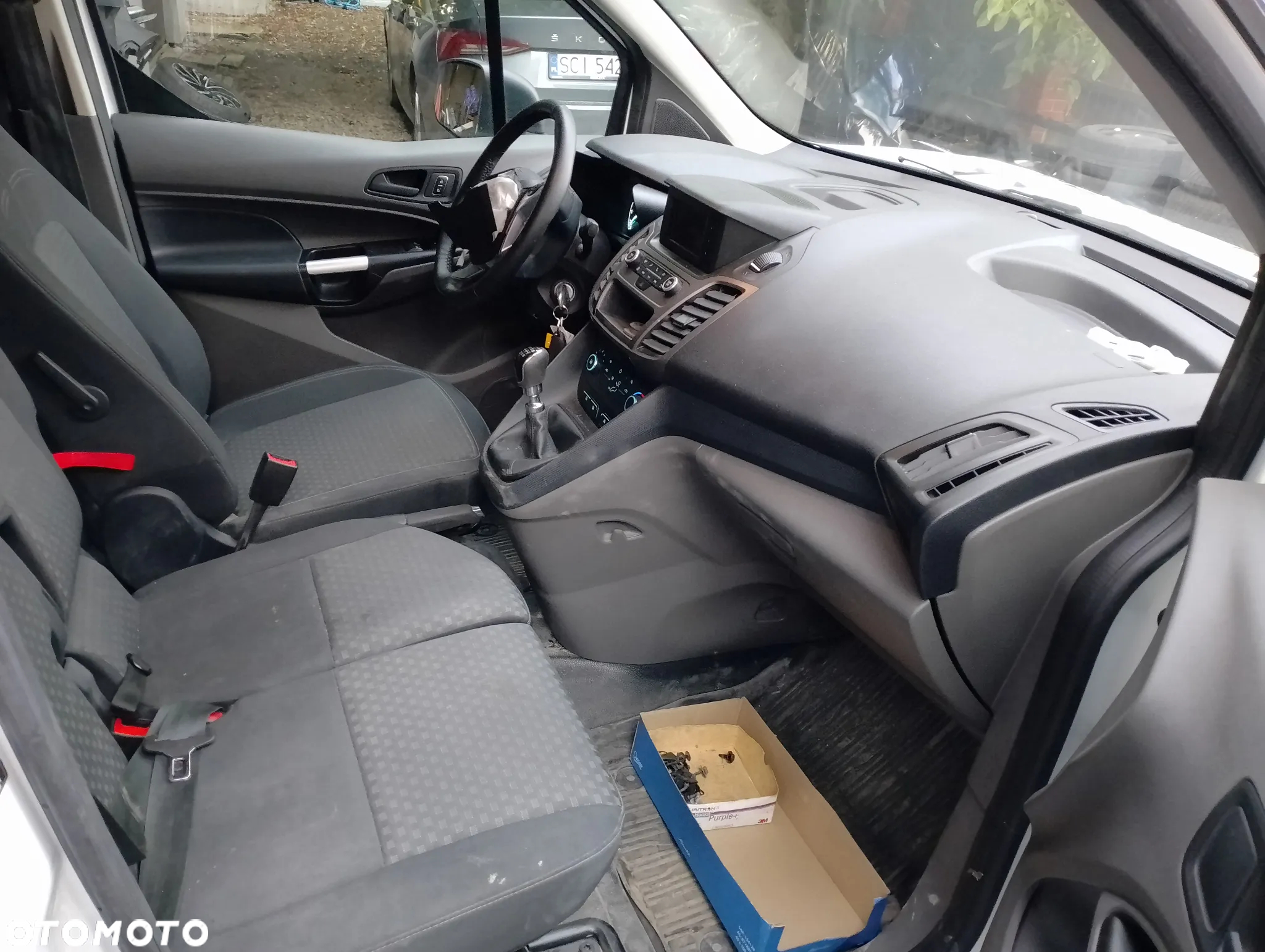 Ford Connect - 16