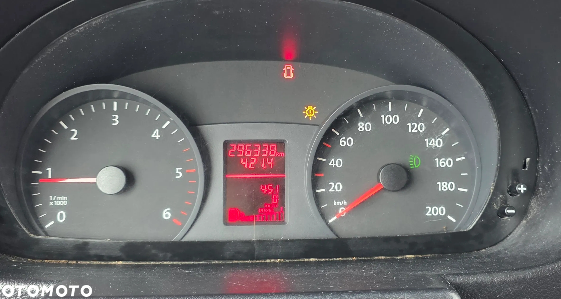 Volkswagen Crafter - 17