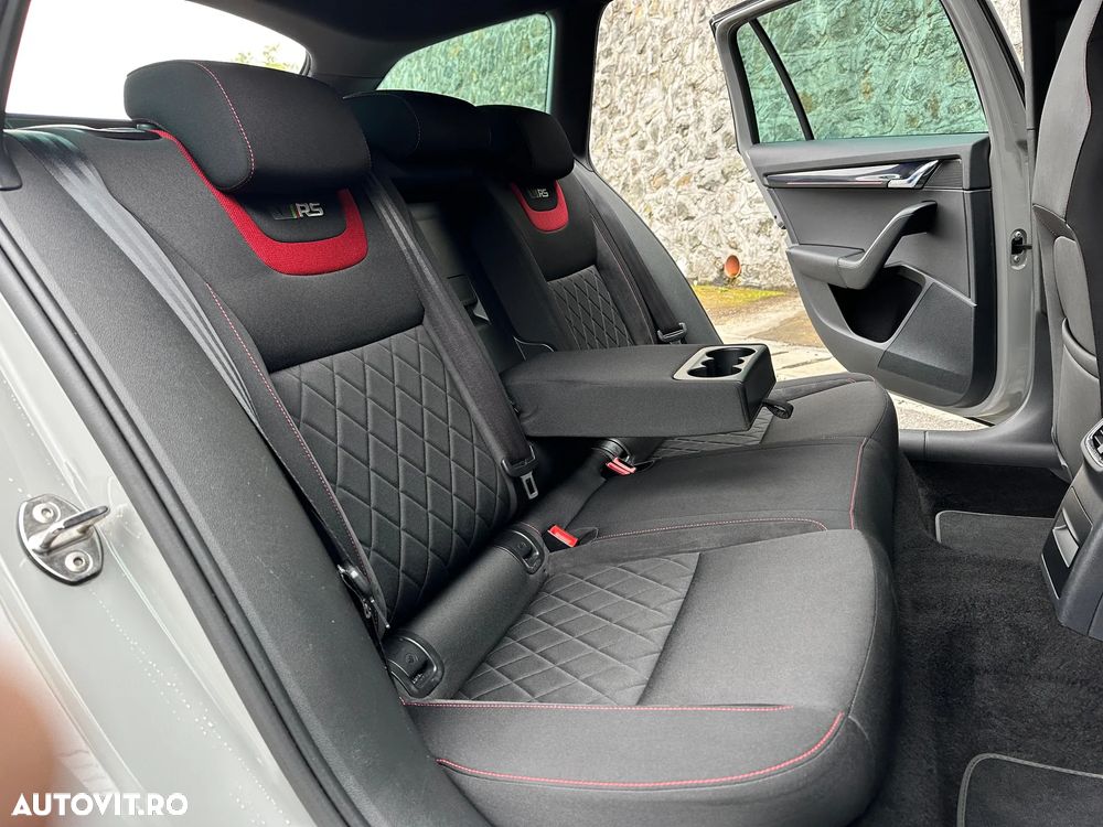 Skoda Octavia Combi 2.0 TDI 150 CP DSG Sportline - 20