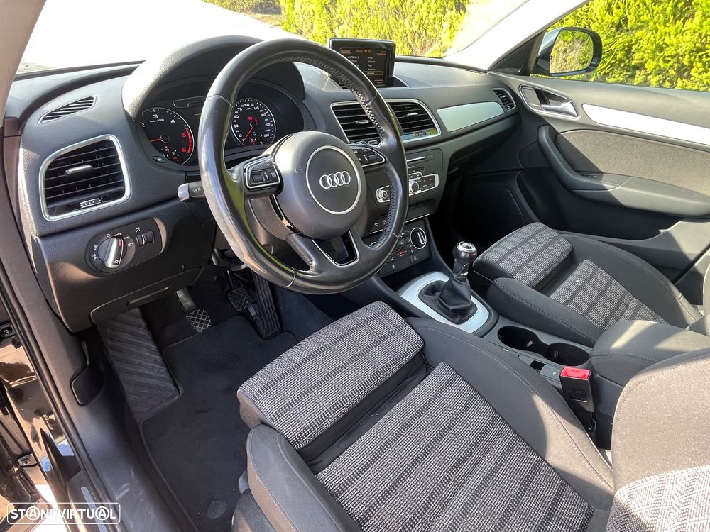 Audi Q3 2.0 TDI S-line - 9