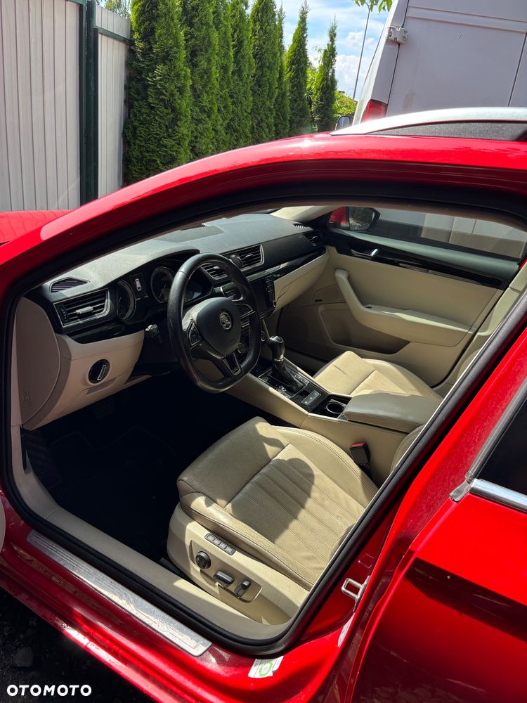 Skoda Superb 2.0 TDI L&K DSG - 3