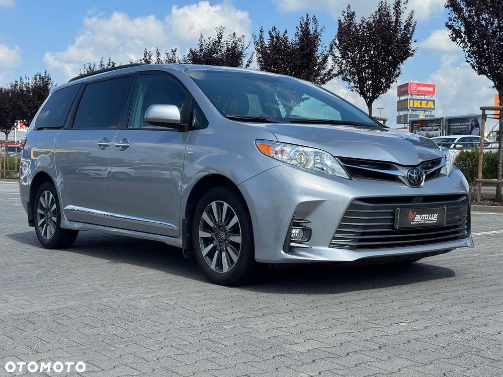 Toyota Sienna 3.5 V6 XLE AWD - 32