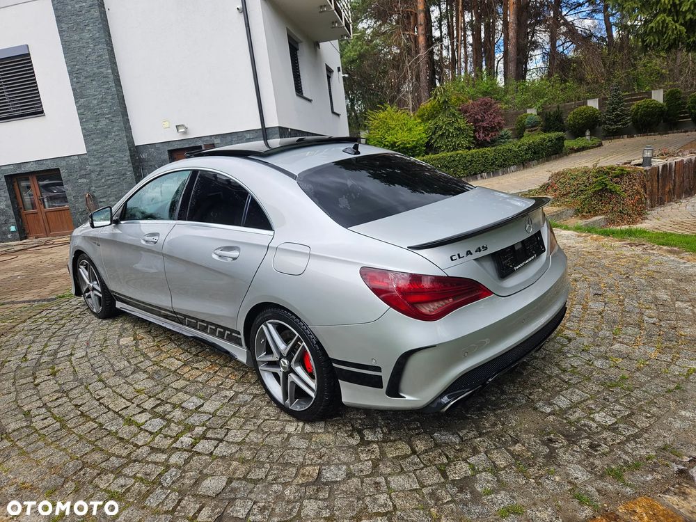 Mercedes-Benz CLA 45 AMG 4Matic 7G-DCT - 5