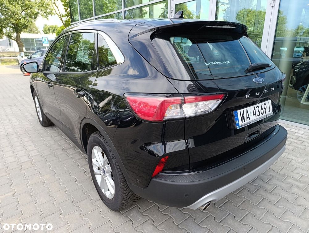 Ford Kuga - 10