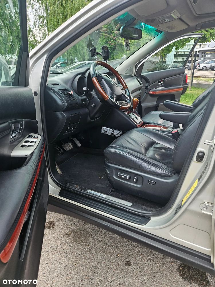 Lexus RX - 10